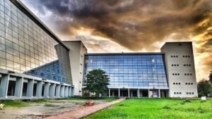 How to get admission in IIM for BBA  : A Comprehensive Guide